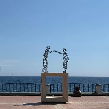 Sea View In - Ferry 5 Min - 2 Bedrooms Appartamento Sliema