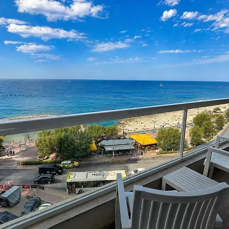 Sea View In - Ferry 5 Min - 2 Bedrooms Sliema