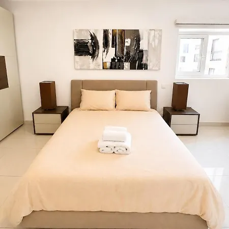 Sea View In - Ferry 5 Min - 2 Bedrooms